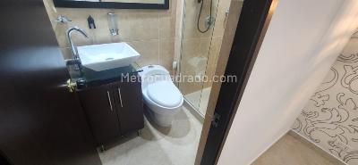 Apartamento de 3 alcobas en arriendo en El Poblado, Medellín, 68 m² · foto 13 de 13