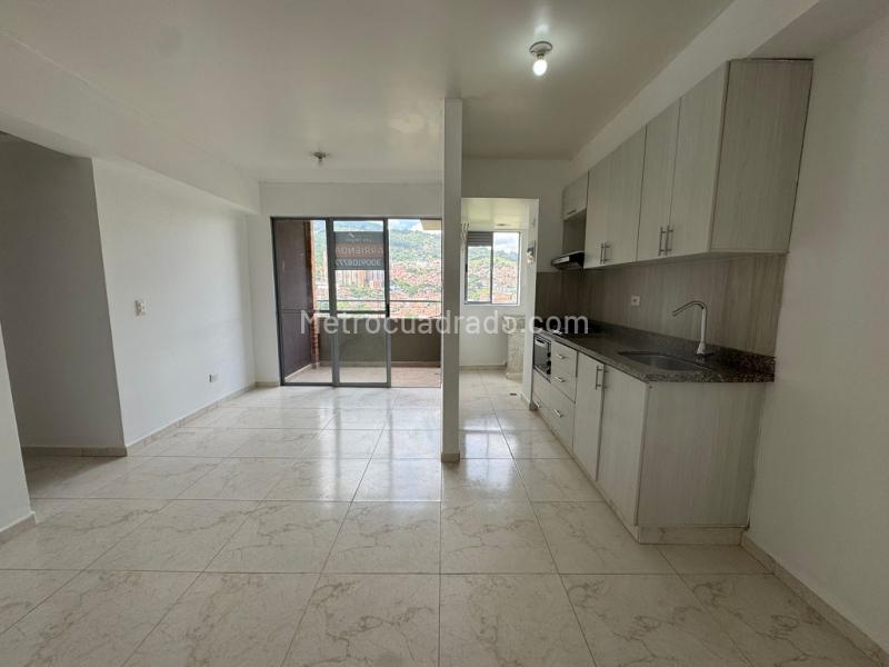 3BR Apartment in Niquia (65 m²)