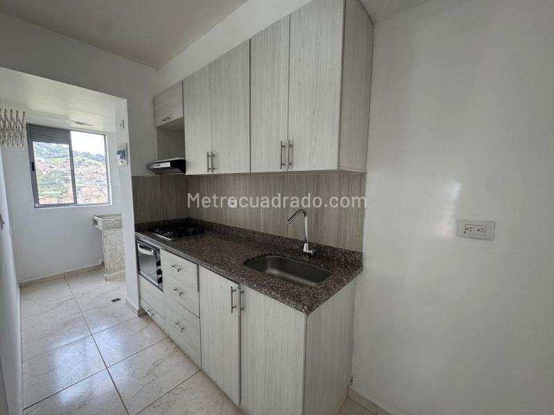 3BR Apartment in Niquia (65 m²) - 3
