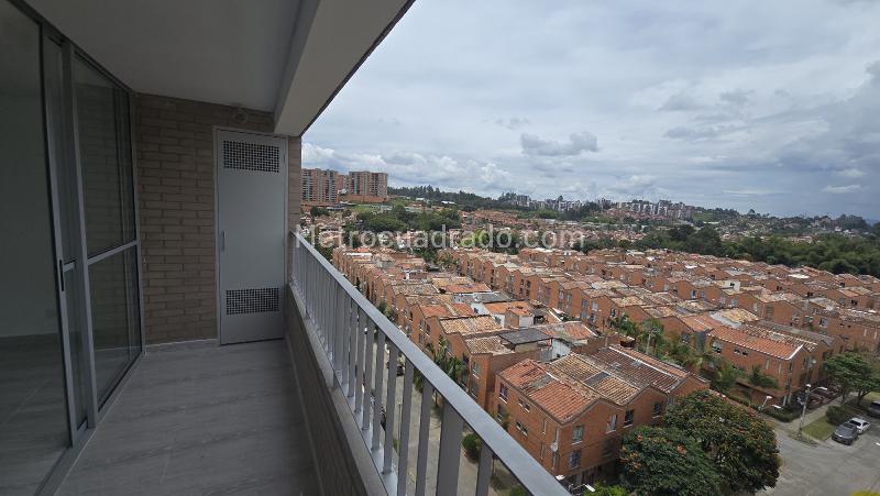 Modern 3BR Apartment in Rionegro (Estrato 5)