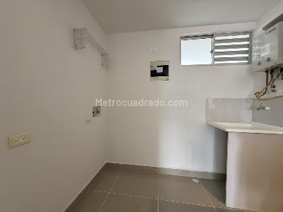 Apartamento de 2 alcobas en arriendo en Parque Principal, Sabaneta, 70 m² · foto 4 de 20