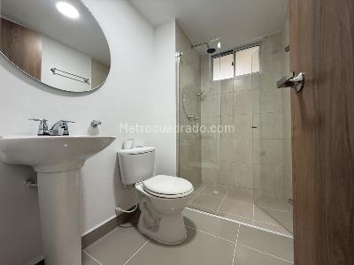 Apartamento de 2 alcobas en arriendo en Parque Principal, Sabaneta, 70 m² · foto 13 de 20