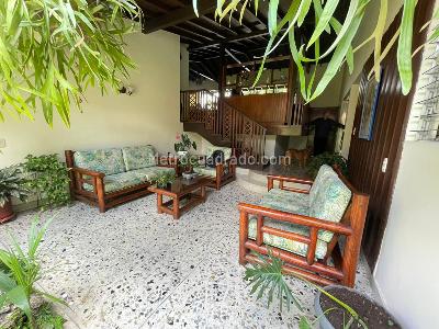 Casa de 4 alcobas en arriendo en Belen Alameda, Medellín, 350 m² · foto 4 de 20