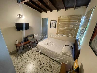Casa de 4 alcobas en arriendo en Belen Alameda, Medellín, 350 m² · foto 10 de 20