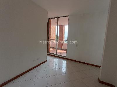 Apartamento en arriendo en Belen Loma De Los Bernal, Medellín · foto 17 de 20