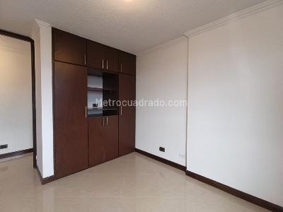 Apartamento de 3 alcobas en arriendo en Laureles, Medellín, 84 m² · foto 11 de 18