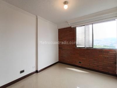 Apartamento de 3 alcobas en arriendo en Laureles, Medellín, 84 m² · foto 12 de 18
