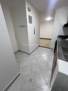 Apartamento en arriendo en Laureles, Medellín · foto 3 de 17