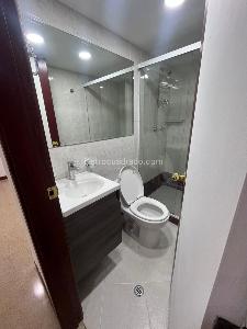 Apartamento en arriendo en Laureles, Medellín · foto 8 de 17