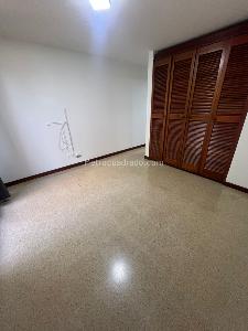 Apartamento en arriendo en Laureles, Medellín · foto 16 de 17