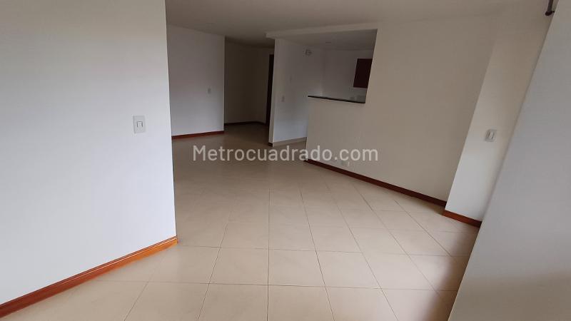 2BR Apartment in Loma Del Escobero (67 m²) - 5