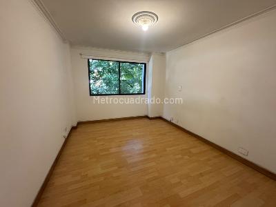 Apartamento de 3 alcobas en arriendo en Santa Maria De Los Angeles, Medellín, 132 m² · foto 12 de 16