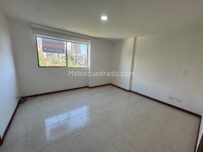 Apartamento de 3 alcobas en arriendo en Los Balsos, Medellín, 136 m² · foto 15 de 19