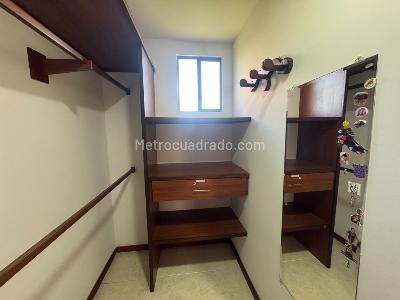 Apartamento de 3 alcobas en arriendo en Los Balsos, Medellín, 136 m² · foto 18 de 19