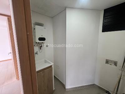 Apartamento en arriendo en Las Palmas, Medellín · foto 8 de 19