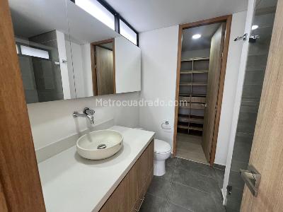 Apartamento en arriendo en Las Palmas, Medellín · foto 13 de 19