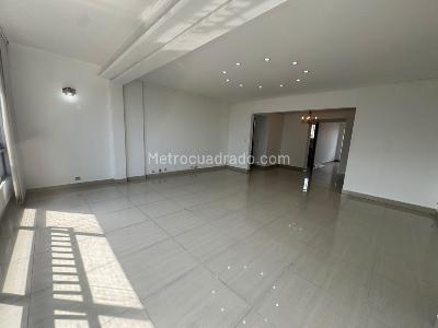 Apartamento en arriendo en Patio Bonito, Medellín · foto 3 de 20