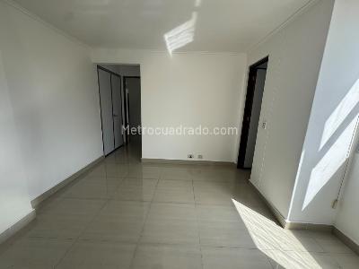 Apartamento en arriendo en Patio Bonito, Medellín · foto 14 de 20