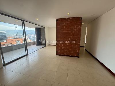 Apartamento de 3 alcobas en arriendo en Loma De Los Parra, Medellín, 138 m² · foto 9 de 20