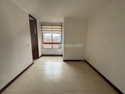 Apartamento de 3 alcobas en arriendo en Loma De Los Parra, Medellín, 138 m² · foto 17 de 20