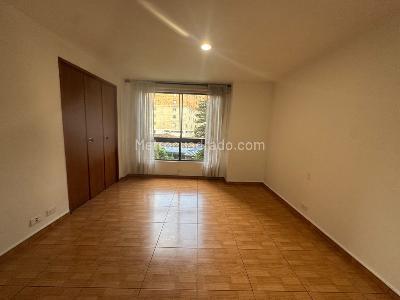 Apartamento de 3 alcobas en arriendo en Loma De Los Parra, Medellín, 200 m² · foto 16 de 19
