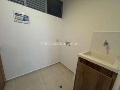 Apartamento de 3 alcobas en arriendo en Ciudad Del Rio, Medellín, 121 m² · foto 4 de 20