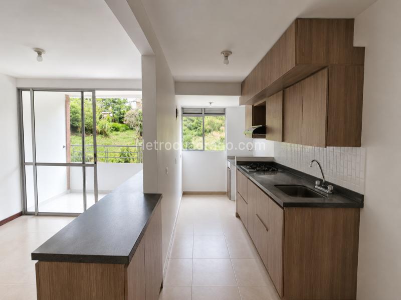 Apartamento en Arriendo, El Carmelo, Sabaneta - Vista 2