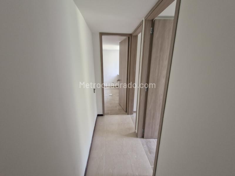 Apartamento en Arriendo, El Carmelo, Sabaneta - Más
