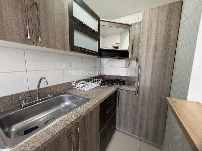 Apartamento de 2 alcobas en arriendo en San Antonio De Prado, Medellín, 50 m² · foto 2 de 12