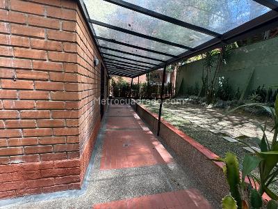 Apartamento en arriendo en La Frontera, Medellín · foto 17 de 17