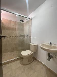 Apartamento de 3 alcobas en arriendo en Laureles, Medellín, 80 m² · foto 8 de 17