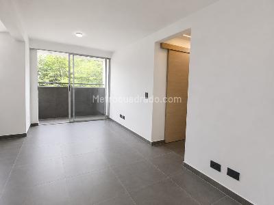 Apartamento de 2 alcobas en arriendo en Belen Loma De Los Bernal, Medellín, 50 m² · foto 2 de 15