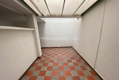 Casa en arriendo en Laureles Estadio, Medellín · foto 7 de 15