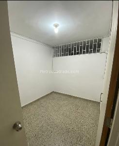 Casa en arriendo en Laureles Estadio, Medellín · foto 8 de 15