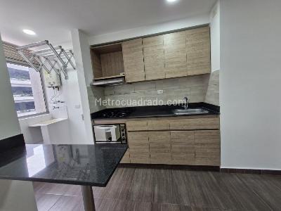 Apartamento de 3 alcobas en arriendo en Prados De Sabaneta, Sabaneta, 76 m² · foto 3 de 20
