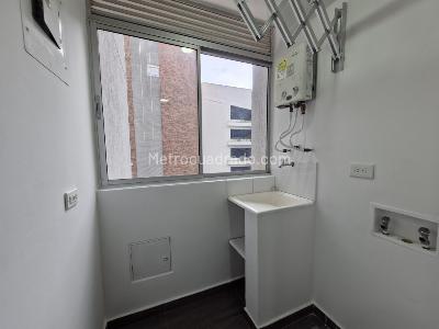 Apartamento de 3 alcobas en arriendo en Prados De Sabaneta, Sabaneta, 76 m² · foto 6 de 20