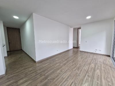Apartamento de 3 alcobas en arriendo en Prados De Sabaneta, Sabaneta, 76 m² · foto 8 de 20