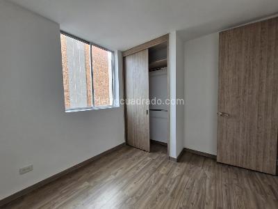 Apartamento de 3 alcobas en arriendo en Prados De Sabaneta, Sabaneta, 76 m² · foto 13 de 20