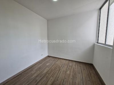 Apartamento de 3 alcobas en arriendo en Prados De Sabaneta, Sabaneta, 76 m² · foto 15 de 20