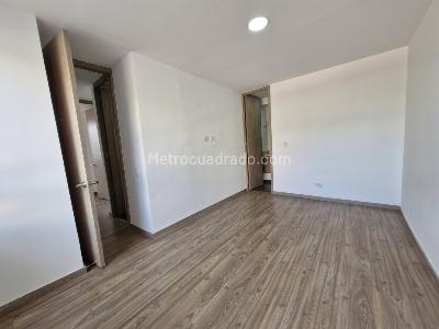 Apartamento de 3 alcobas en arriendo en Prados De Sabaneta, Sabaneta, 76 m² · foto 18 de 20