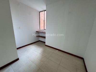 Apartamento en arriendo en Los Balsos, Medellín · foto 9 de 18