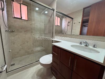 Apartamento en arriendo en Los Balsos, Medellín · foto 17 de 18