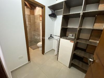 Casa de 3 alcobas en arriendo en Las Antillas, Envigado, 400 m² · foto 19 de 20