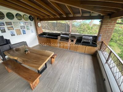 Casa de 3 alcobas en arriendo en Las Antillas, Envigado, 400 m² · foto 4 de 20