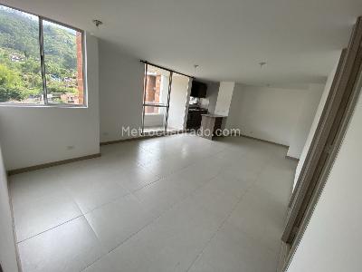 Apartamento de 2 alcobas en arriendo en Las Antillas, Envigado, 72 m² · foto 12 de 14