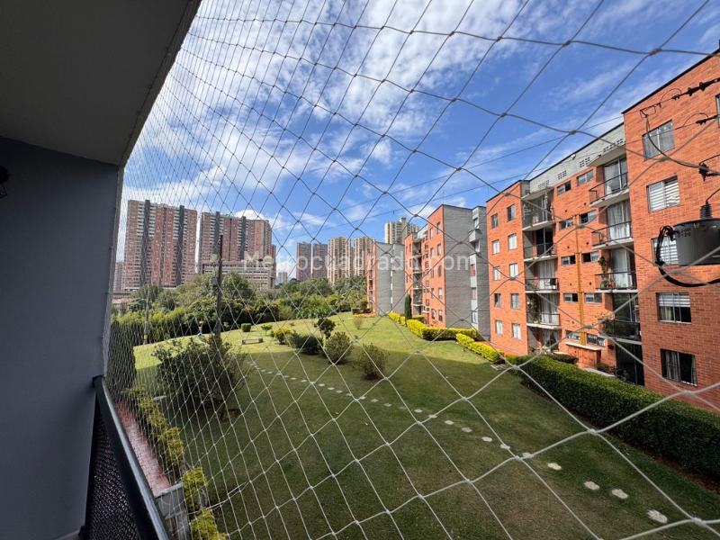 Apartamento en Arriendo, Ditaires, Itagui - 2