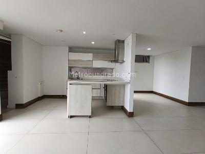 Apartamento en arriendo en La Doctora, Sabaneta · foto 3 de 16