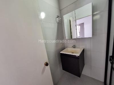 Apartamento en arriendo en Florida Nueva, Medellín · foto 14 de 20