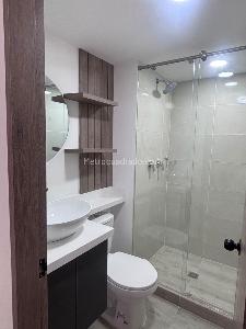 Apartamento de 3 alcobas en arriendo en San Joaquin, Medellín, 70 m² · foto 11 de 12