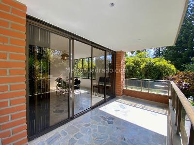 Apartamento en arriendo en El Poblado, Medellín · foto 2 de 20
